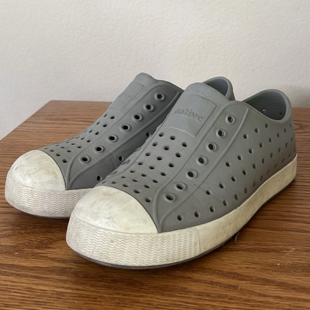 Native shoes J2